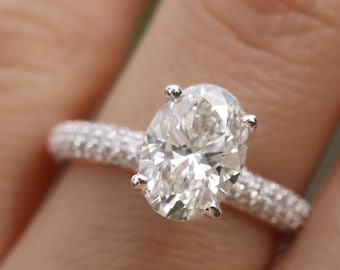 Moissanite Rings