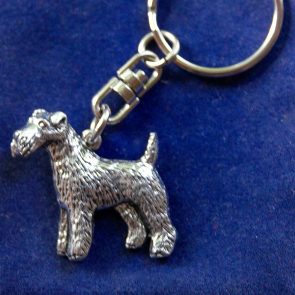 Fox Terrier Dog Pewter Keyring avec poche cadeau