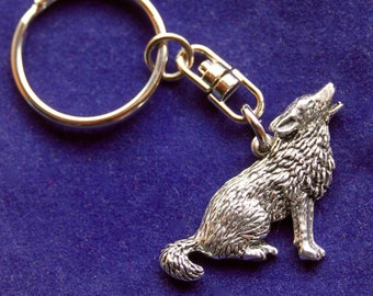 Howling Wolf Keyring | Wolf Present Idea | Silver Pewter and Stainless Steel | Gift Pouch Included