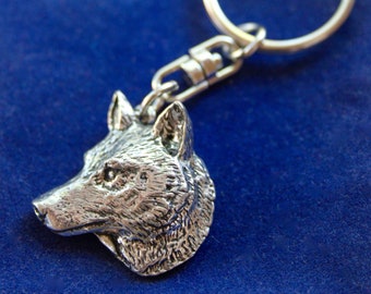 Wolf Head Keyring | Wolf Present Idea | Silver Pewter and Stainless Steel | Gift Pouch Included