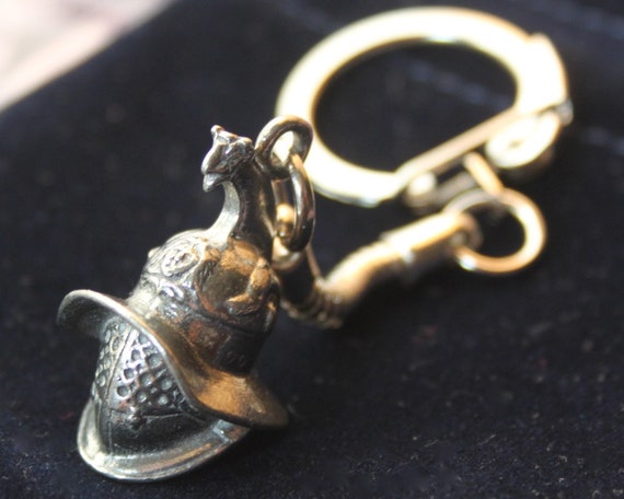 hipoteca Príncipe cerveza negra Casco gladiador romano Pewter Llavero con bolsa de regalo - Etsy España hipoteca Príncipe cerveza negra Casco gladiador romano Pewter Llavero con bolsa de regalo - Etsy España