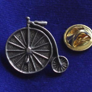 Penny Farthing Bicycle Pewter Pin Badge with Gift Pouch