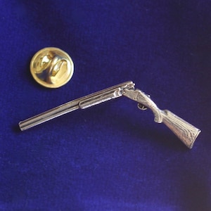 Shotgun Pewter Lapel Pin Badge with Gift Pouch
