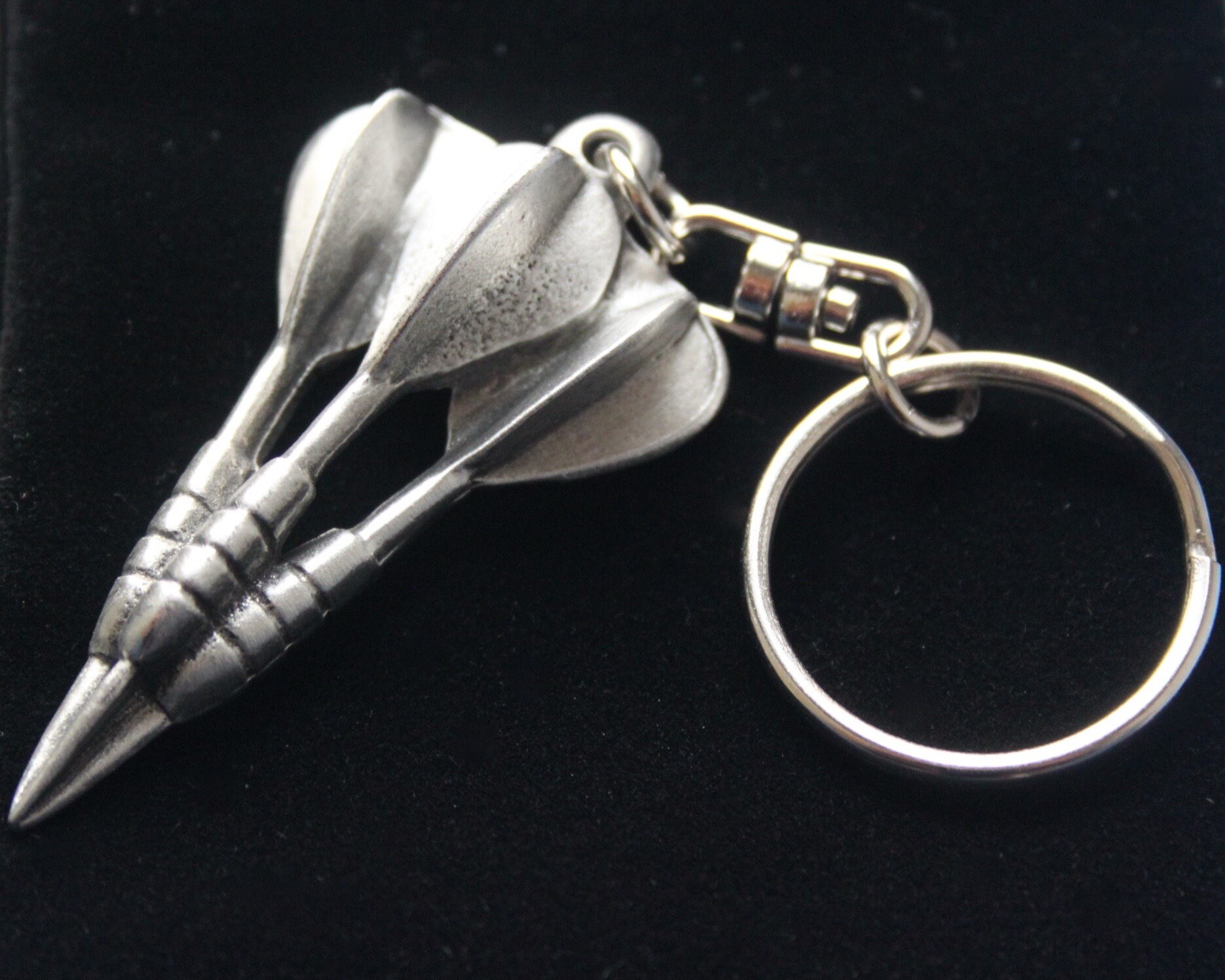 Darts Keyring | Darts Present Idea | Silver Pewter and
