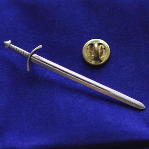 Medieval Broadsword Pewter Lapel Pin Badge with Gift Pouch