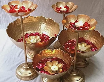 Juego de cuencos Urli dorados, cuencos flotantes para velas y flores, decoración india para el hogar, centro de mesa para bodas de Diwali.