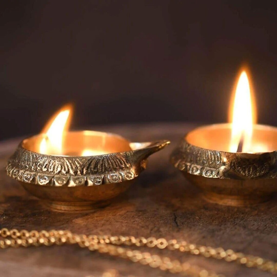 Indian Puja Brass Oil Lamp Golden Diya Lamp Engraved Design Dia 2.5