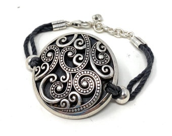 Brighton ANAHITA Silver Tone Scroll Disc Double Black Cord Bracelet Love