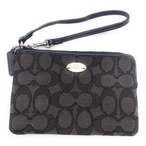 Cartera de mano pequeña de lona suave de satén con logo C de Coach
