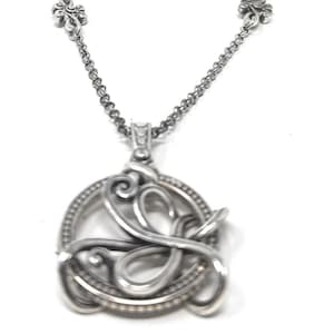 Collar con colgante de mariposa de plata "Romance de la Naturaleza" de Brighton imagen 1