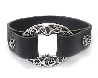 Brighton Inspired Silver Engraved Oval Pendant Leather Snap Bracelet