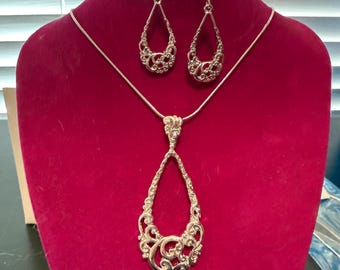Brighton Inspired Silver Filigree Teardrop Necklace Set