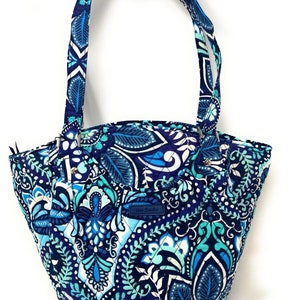 Vera Bradley Large Glenna Tote Blue Island Medallion NWT