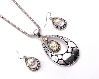 Brighton Inspired  Silver Abalone Teardrop Pendant Necklace Set