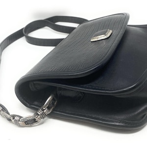 BRIGHTON Black Leather Crossbody Silver Chain Buckle Link Strap Bag Purse U.S.A image 4