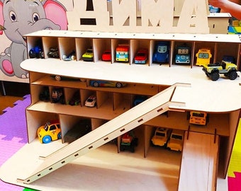 おもちゃの車の木製収納 ホットウィールケース 男の子への