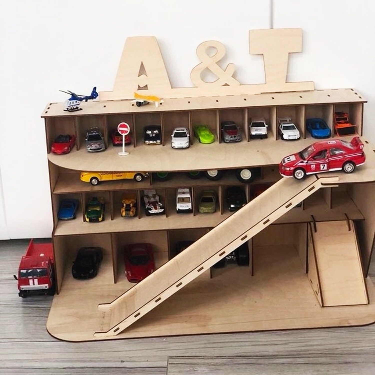 Garage de jouets, rangement de voiture de jouet en bois, Shef de