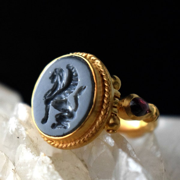 Sphinx onyx ring Intaglio ring Gold signet ring Garnet Mens ring Womens signet rings Handmade Ancient greek jewelry Anniversary Gift for her