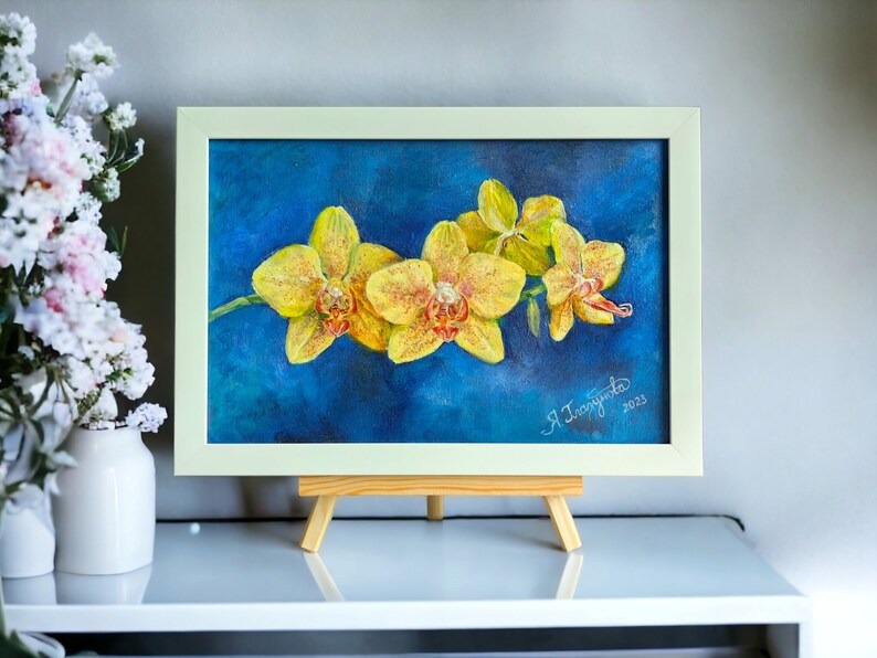 Small floral oil painting, Flower painting, Botanical art, Flower bouquet artwork, Contemporary flower art, Mini-paintings, Fine art image 7