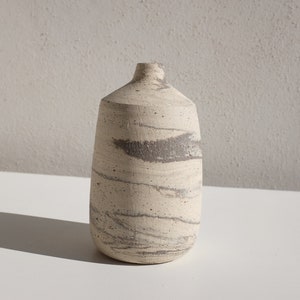 Minimalist Flower Vase, Handmade Pottery Bottle Vase, Stoneware Ceramic Vase, Handmade Flower Vase, Simple Pottery Vase, Modern Ceramics image 4