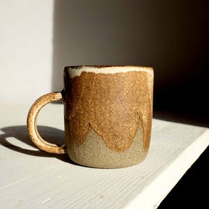 Kaffemugg i keramik med handtag - Kaffemugg i stengods - Keramisk mugg - Modern kaffemugg i keramik - Rustik keramik