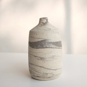Minimalist Flower Vase, Handmade Pottery Bottle Vase, Stoneware Ceramic Vase, Handmade Flower Vase, Simple Pottery Vase, Modern Ceramics image 6