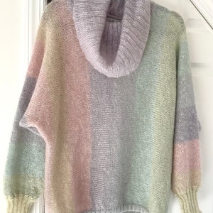 Vintage Pastell Mohair Mischung Pullover: Colorblock Wasserfall Kragen, Metallic Silber