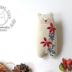 Patrón de costura de oso bordado a mano: peluche de lino (patrón PDF)