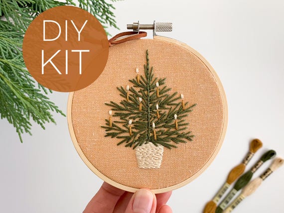 Kit Broderie Débutant Cœur De Noël - Set Complet Avec Tissu Imprimé, Fil Et Aiguille, Décoration Murale Créative - 8