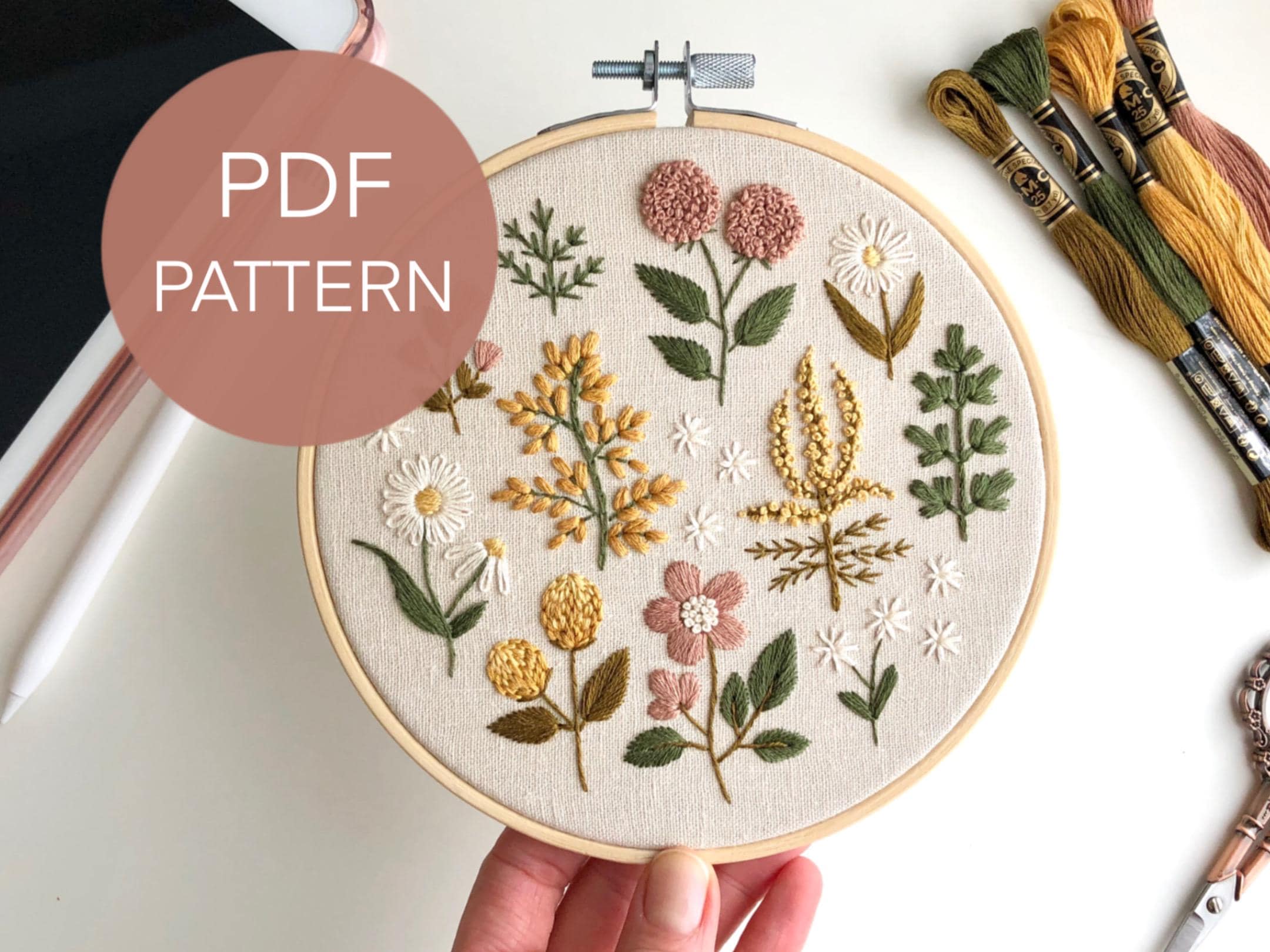 野花の刺繍パターン：ヴィンテージフローラルデザイン（PDFパターン