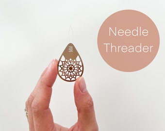 BEADNOVA Needle Threaders 20pcs Stainless Steel Sewing Needle Threader Tool Needle Threaders for Hand Sewing Large Eye Needles Cross Stitch
