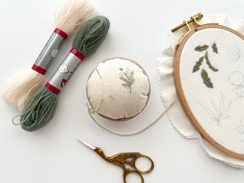 Hand embroidered pin cushion, wooden needle cushion, round needle holder, sewing needle keeper image 5