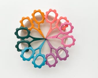 Tiny flower embroidery scissors, cross stitch scissors, colorful cute scissors, floral snips for needlecraft, sewing, knitting, quilting