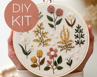 Vintage Wildflowers Embroidery Kit, Floral Hand Embroidery Kit for