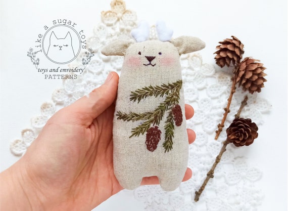 PDF pattern + video tutorial, reindeer sewing pattern, pine botanical embroidery, stuffed linen toy for baby, toddler