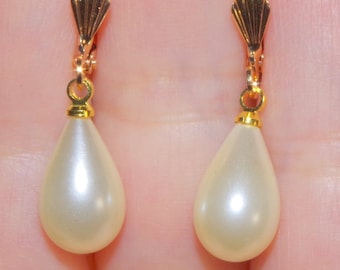 vintage Boucles d'oreilles dormeuses HOBE 14K GF 34MM champagne larme de Majorque et perles AAA / Listes multiples