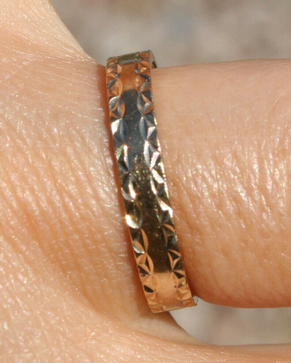 1880 Era Antique Gorgeous 10K Diamond Cut Wedding Band Ring