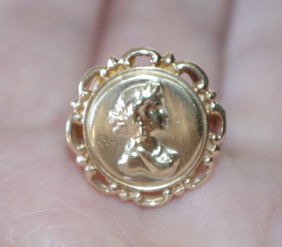 Collectible Gorgeous Vintage Rare Solid 14k Gold … - image 6