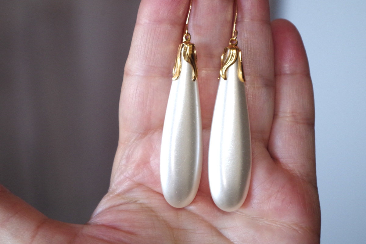 Vintage Gorgeous 14K GF Gold Large Teardrop Majorca Pearl