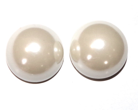 Quality White Majorca Pearl Semi Round Dome  Butt… - image 7