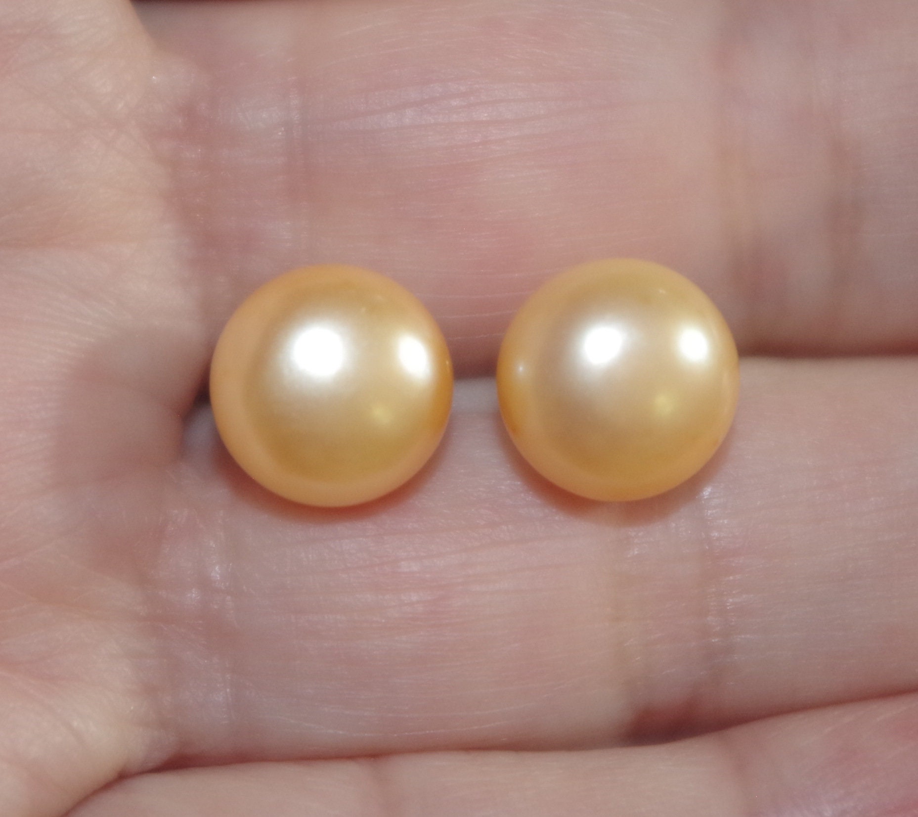 14Kゴールドフィルドシャンパンパールスタッドピアス：10mm 