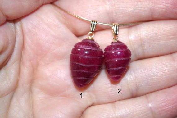 14K Genuine Ruby  Tear Drop  Swirl  20MM Carved  … - image 9