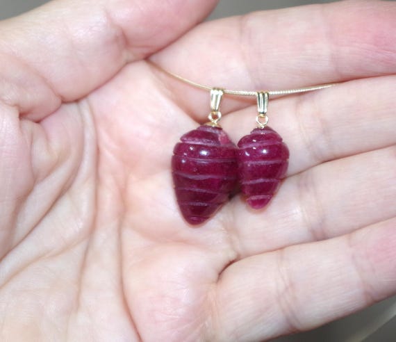 14K Genuine Ruby  Tear Drop  Swirl  20MM Carved  … - image 5