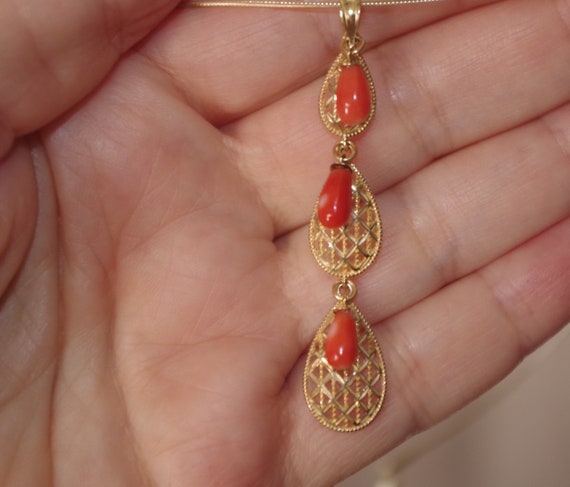 Carved Teardrop  Japanese Red  Momo  Teardrop Cor… - image 3