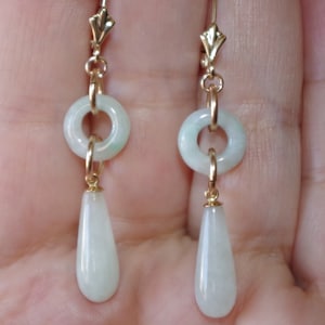 Vintage örhängen i 14K Focal Point Nafrit med droppformad jade