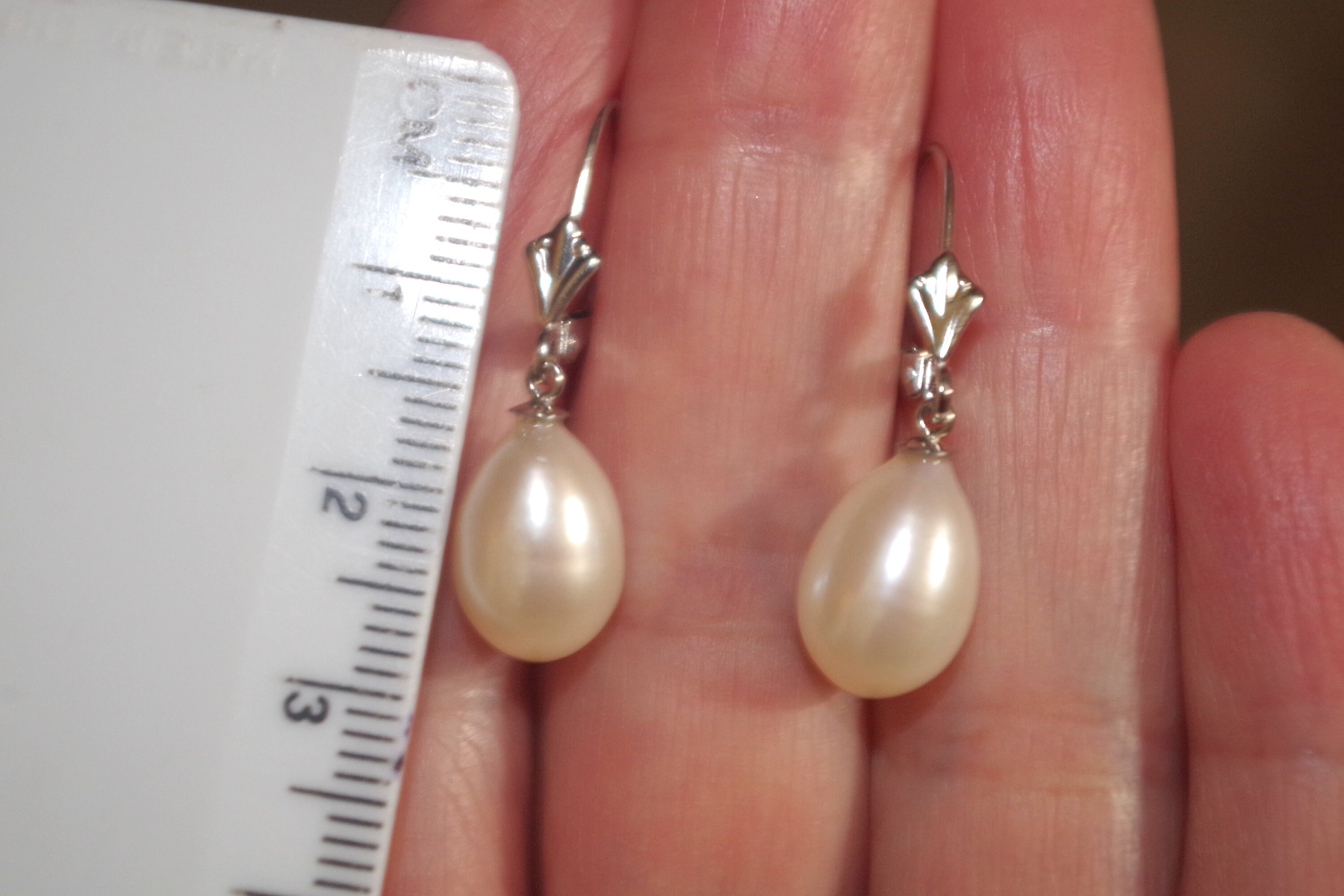 Quality Japan 14K White Gold Golden White 27MM Teardrop