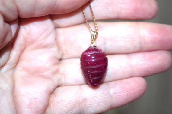 14K Genuine Ruby  Tear Drop  Swirl  20MM Carved  … - image 3