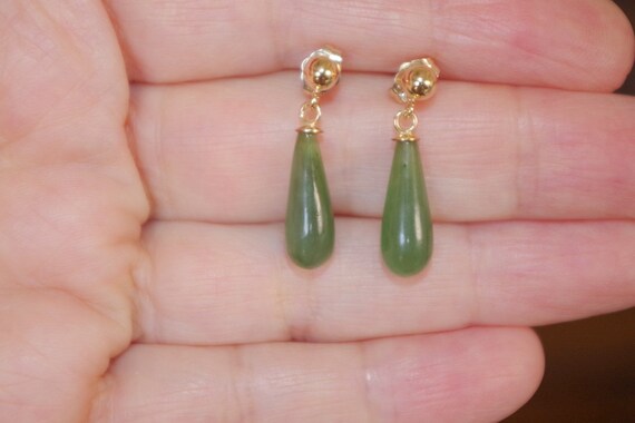 Vintage Gorgeous Genuine 14K Green Jade Jadeite T… - image 3