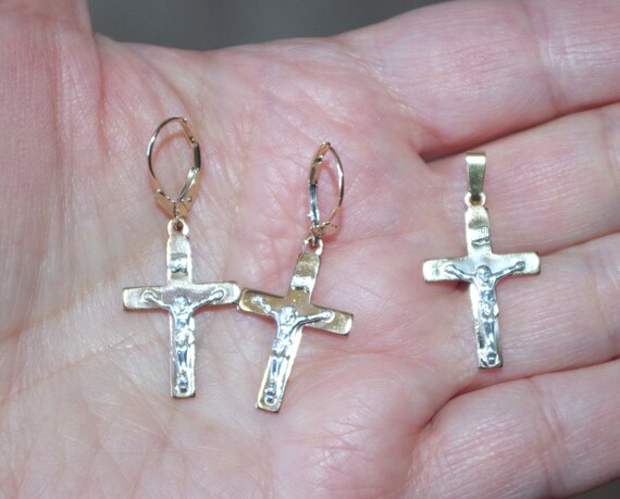 14K Quality Cross With Jesus Lever Back Earrings … - image 9