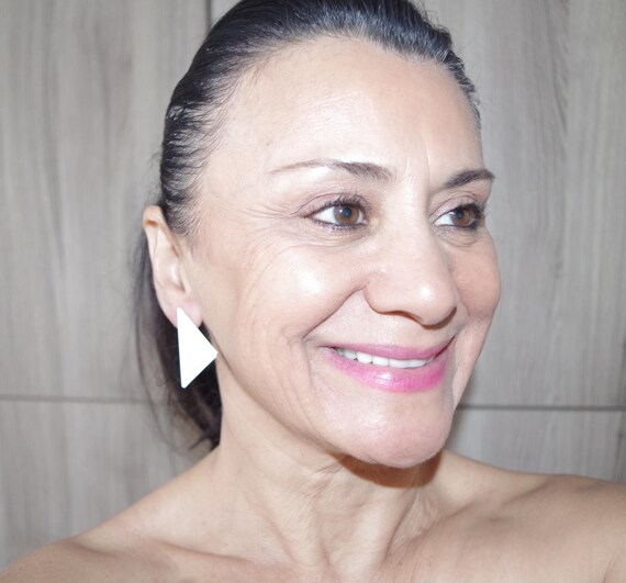 Retro White Triangular Stud Earrings - image 5